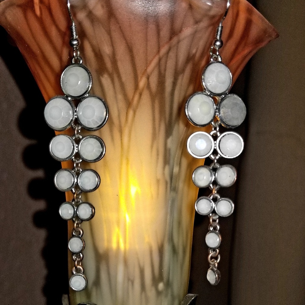 Earrings - Picture 2 of 3